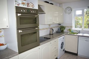 Kitchen- click for photo gallery